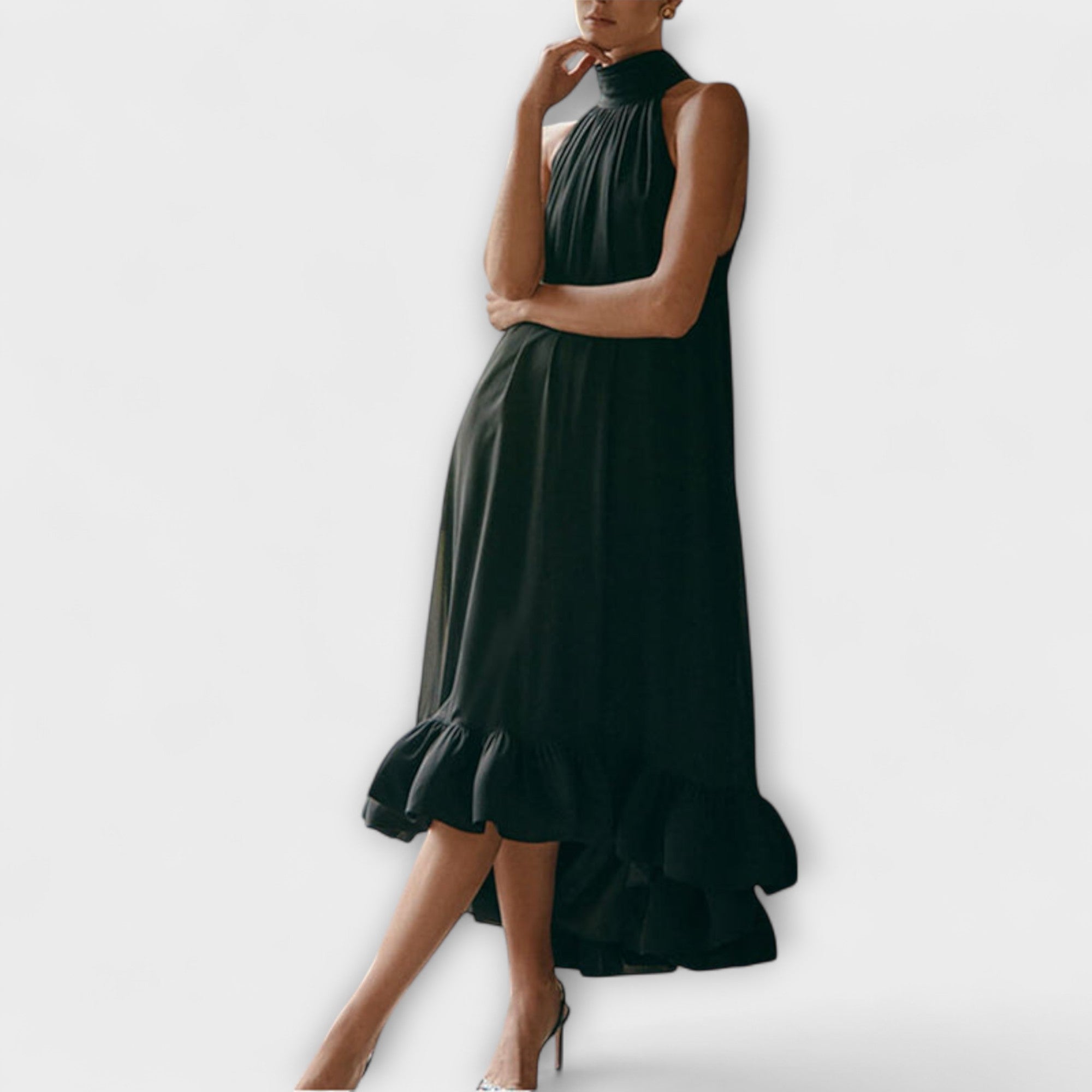 Emilia - Elegantti mekko röyhelöillä
