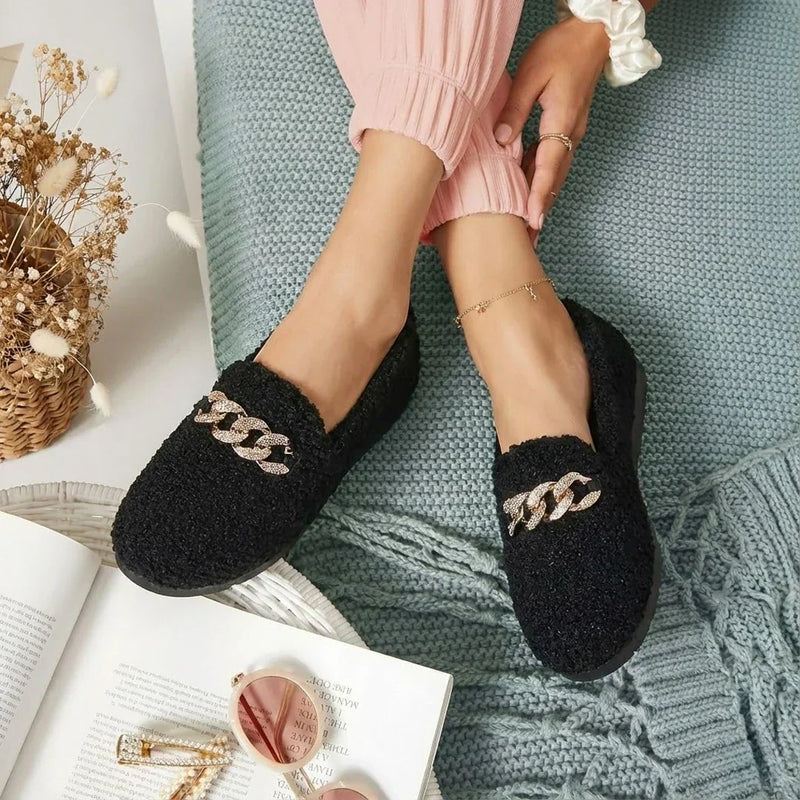 Karolína | Velvet Moccasins with Gold Chain