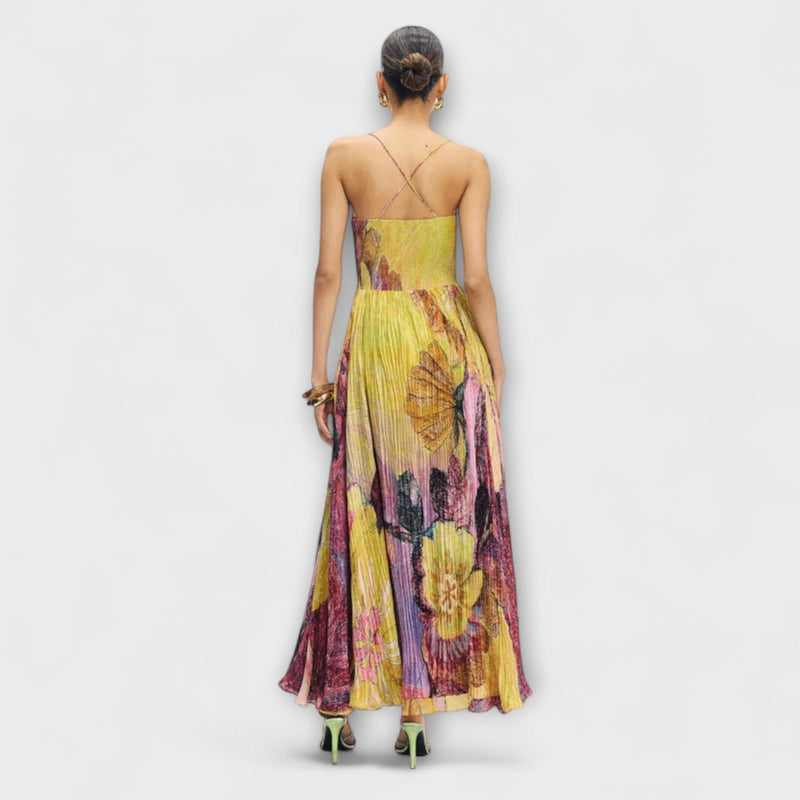 Kiara - Maxi-mekko elävässä Ikat-kuviossa