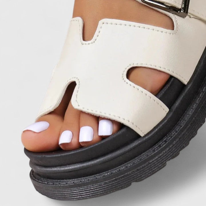 Claire | Ortopediset Sandalit