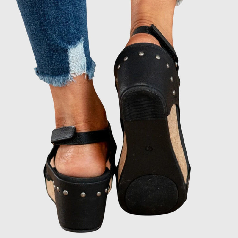 Adela™ | Ortopediset Sandalit