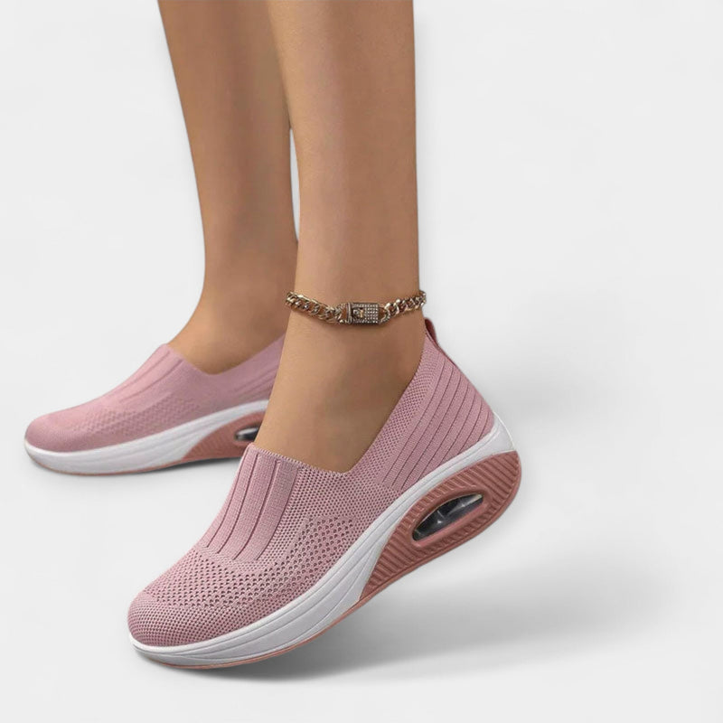 Karolīna | Tyylikkäät Ortopediset Slip-On Tennarit Mukavuudella
