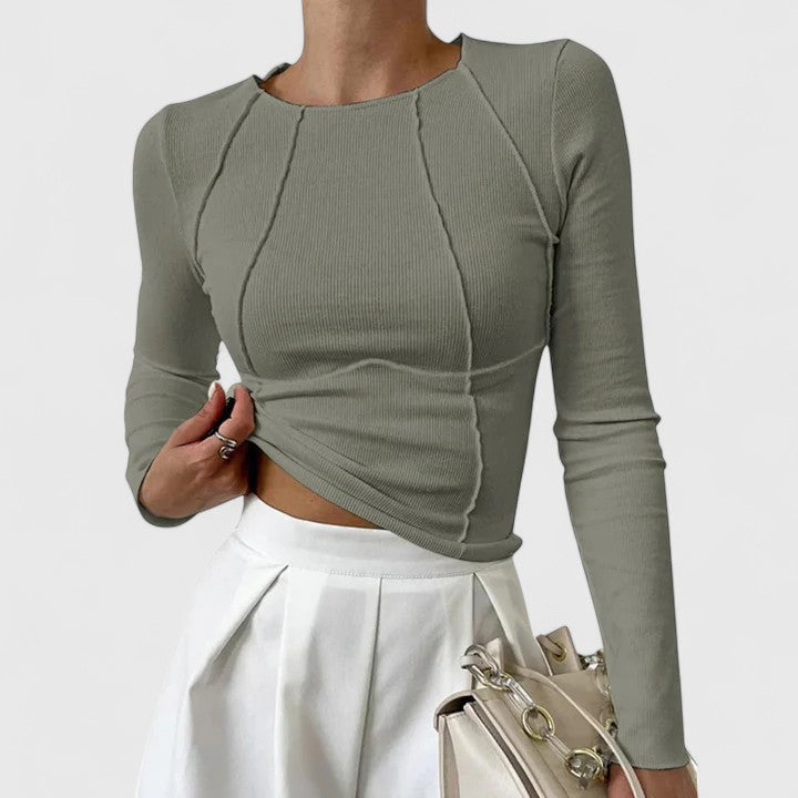 Lara - Long Sleeve T-Shirt