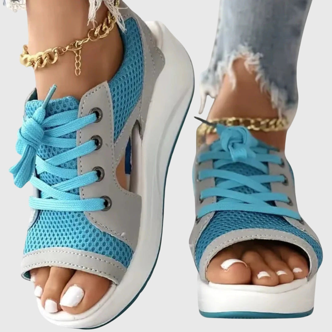 "Marlene™ | Mukavat Sandaalit" can be rewritten as "Marlene™ | Comfortable Sandals".