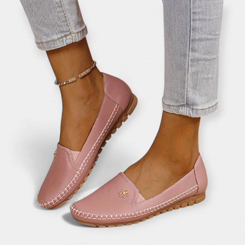 Karolína Elegants Slip-On Tennarit – Mukavat Päivittäiseen Käyttöön
