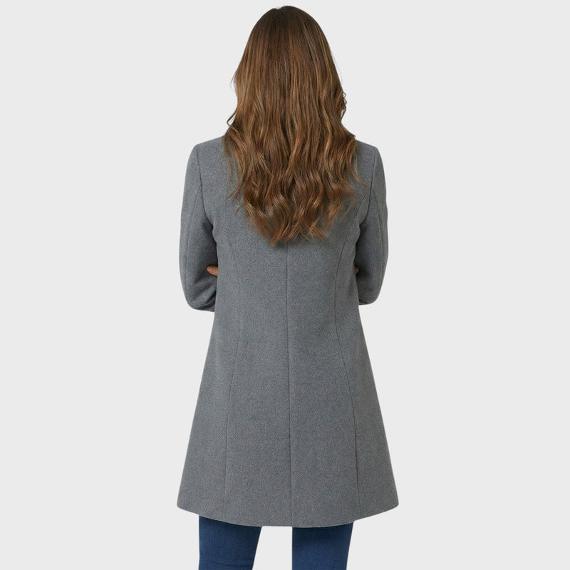 Helena – Yksinkertainen eleganssi jokaisessa yksityiskohdassa