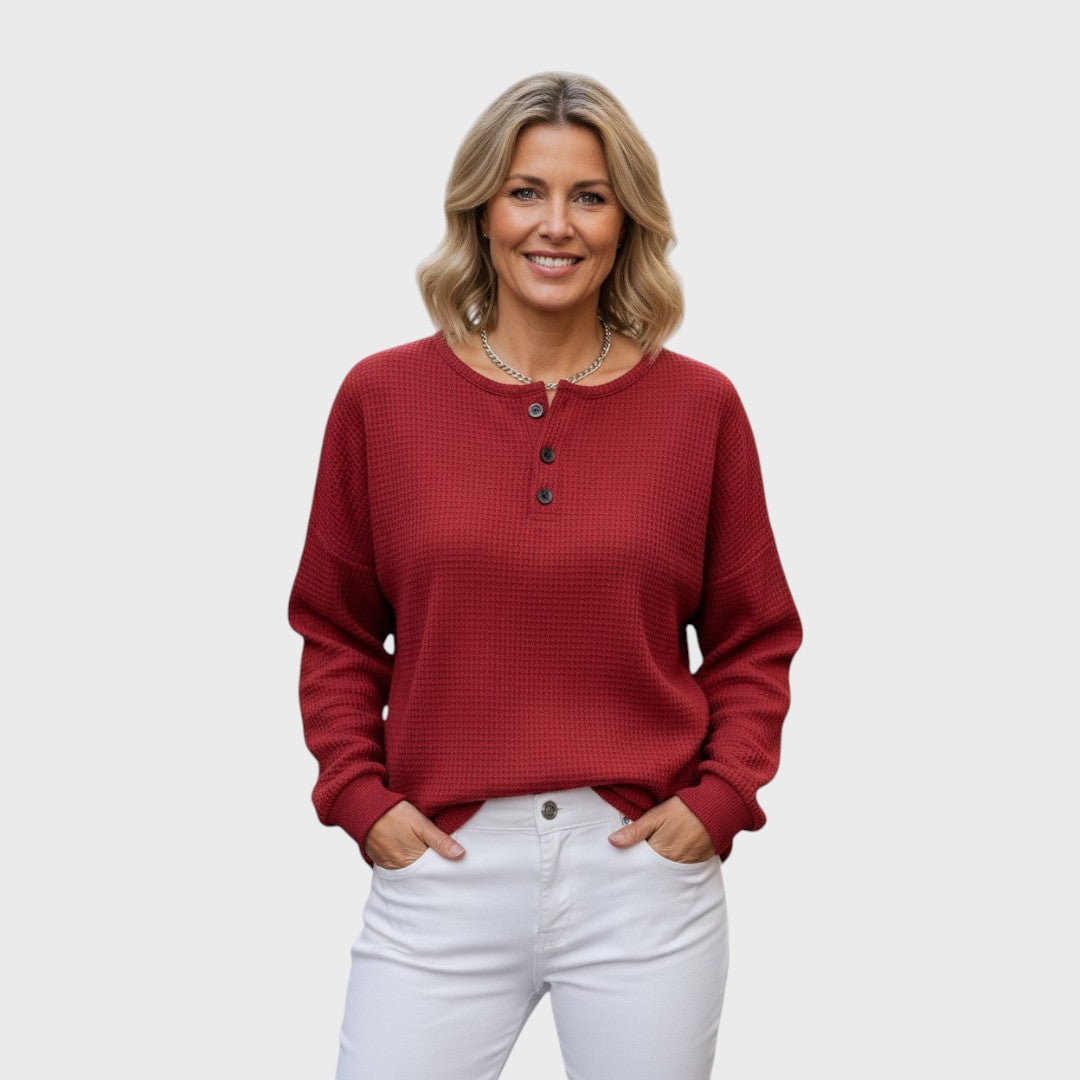 Helle | Vafli-neulepaita napilla" can be rewritten as "Helle | Button-Up Waffle Knit Sweater.