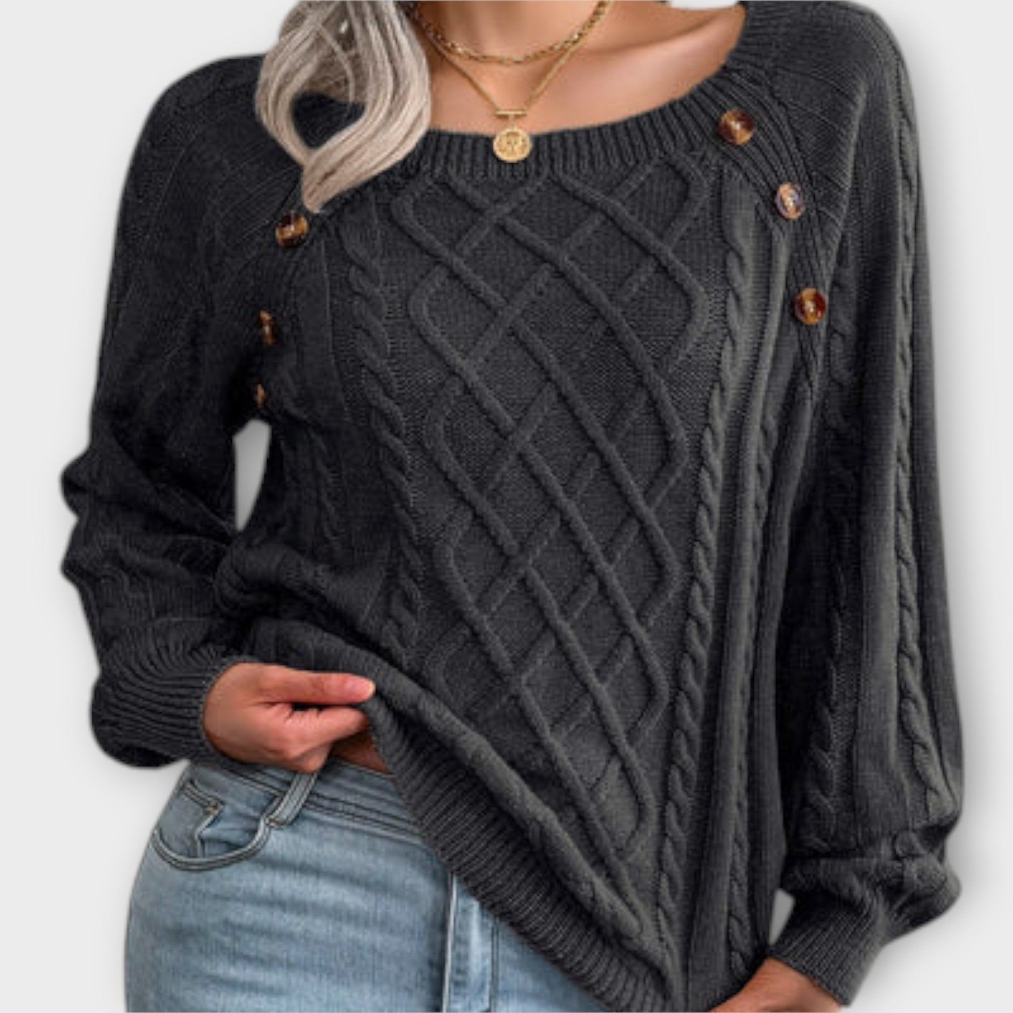 "Malia - Napillinen Neulepaita" can be rewritten as "Malia - Napillinen Neulepaita (Button-Up Knit Sweater)".