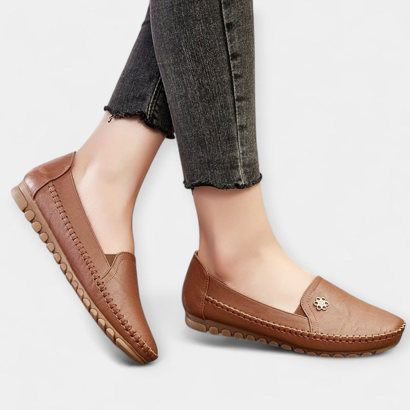 Karolína Elegants Slip-On Tennarit – Mukavat Päivittäiseen Käyttöön