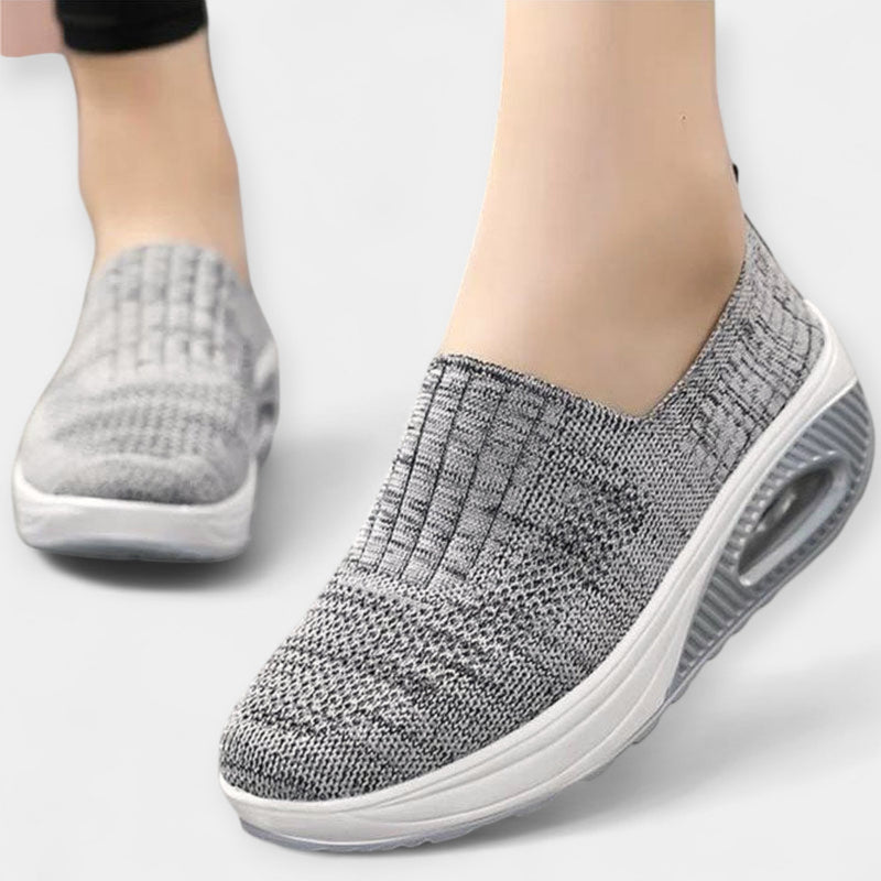 Karolīna | Tyylikkäät Ortopediset Slip-On Tennarit Mukavuudella