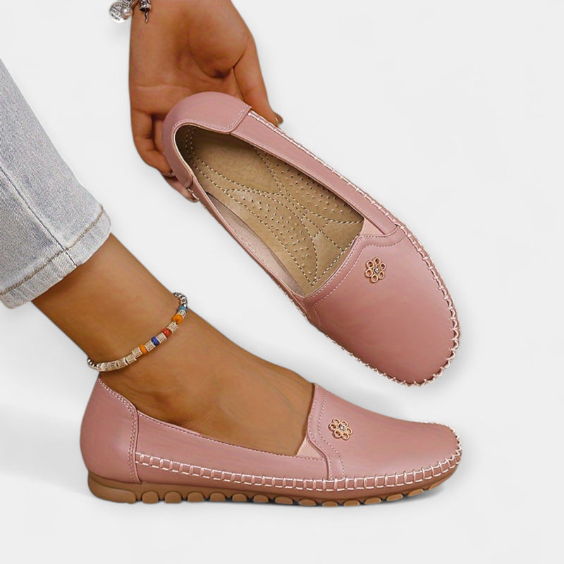 Karolína Elegants Slip-On Tennarit – Mukavat Päivittäiseen Käyttöön