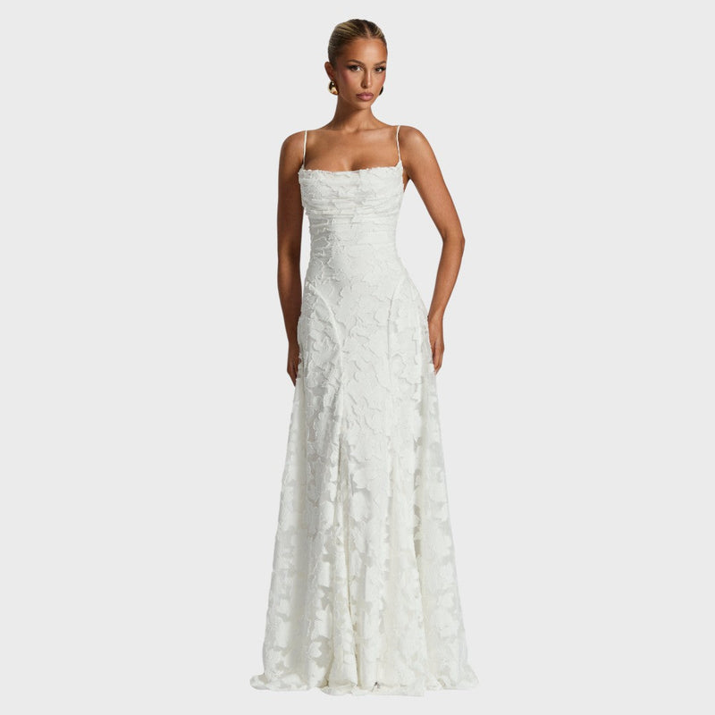 Clara - Tyylikäs Maxi Mekko